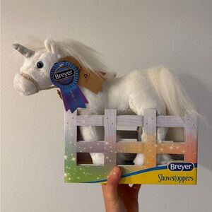 Aurora Medium Showstoppers Xavier Breyer Exquisite Stuffed Animal White 11"